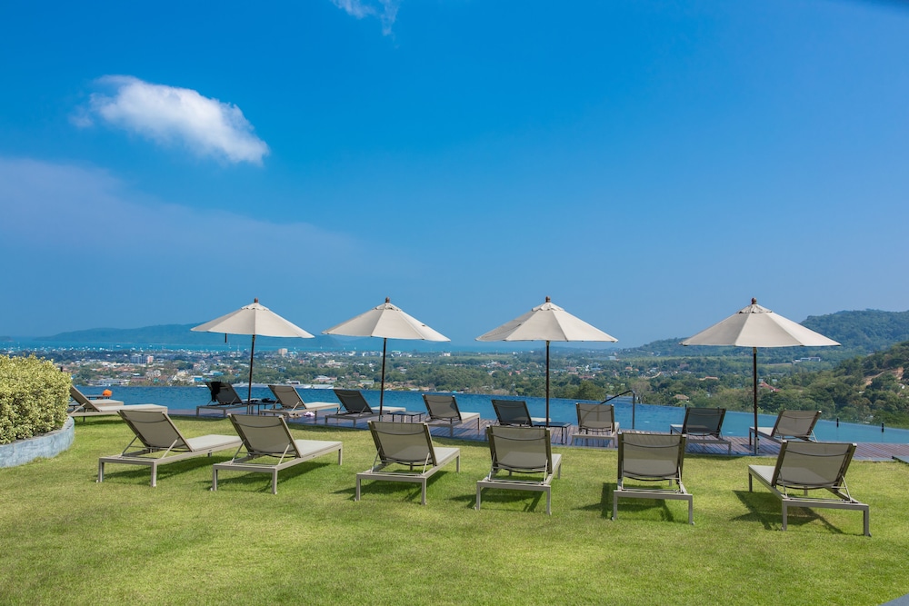 Noku Phuket 44/50