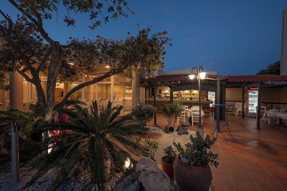 Creteco Hotel & Suites in HERSONISSOS