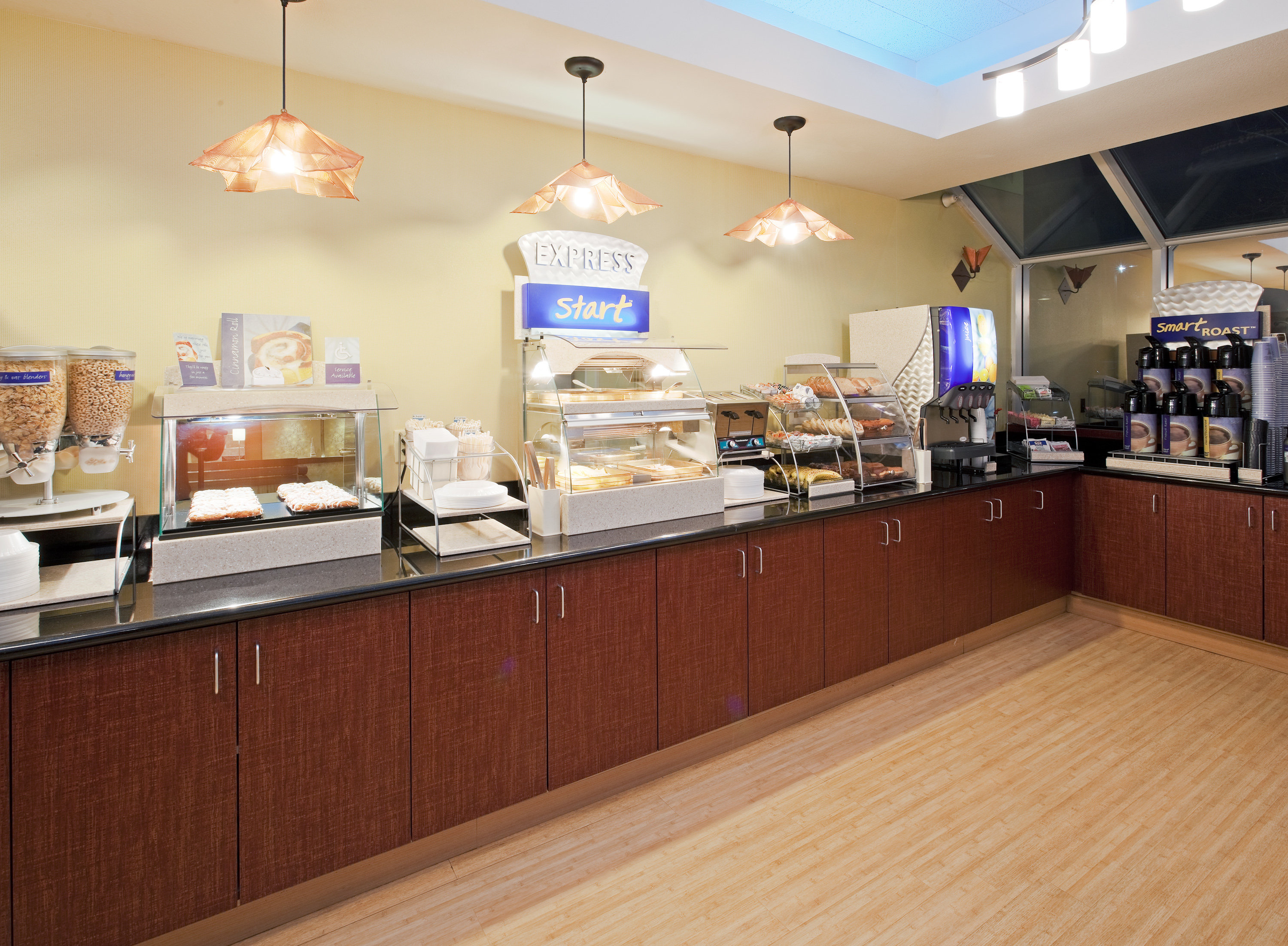 Holiday Inn Express Hotel Suites Berkeley 62/73