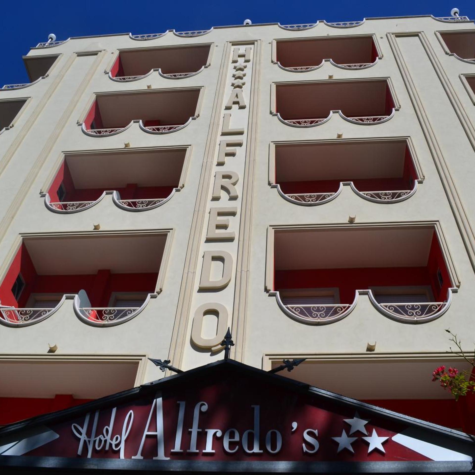 Hotel Alfredo's 3/27