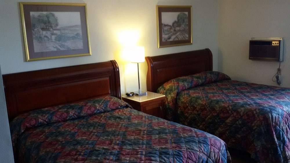 Knights Inn Stevens Point 13/45