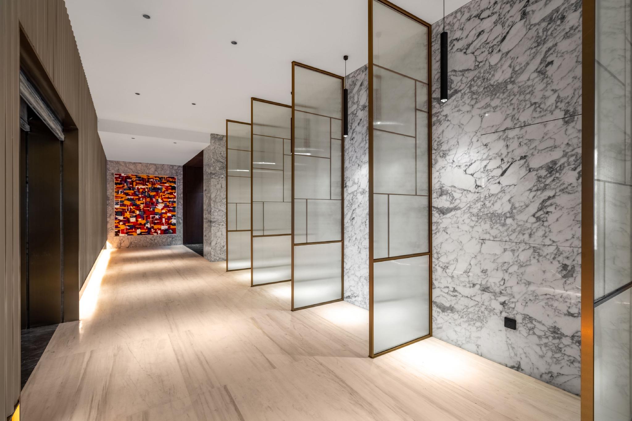 Kunming Huagu Hotel (Changshui International Airport Platinum Port Modern Plaza Store) 11/23