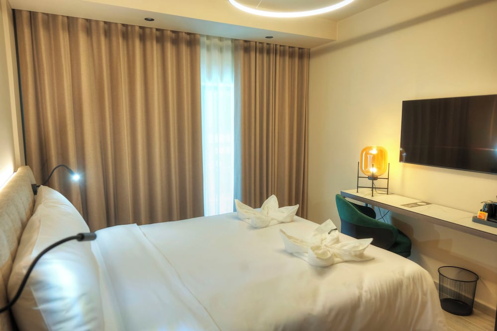 Aste Hotel 17/59