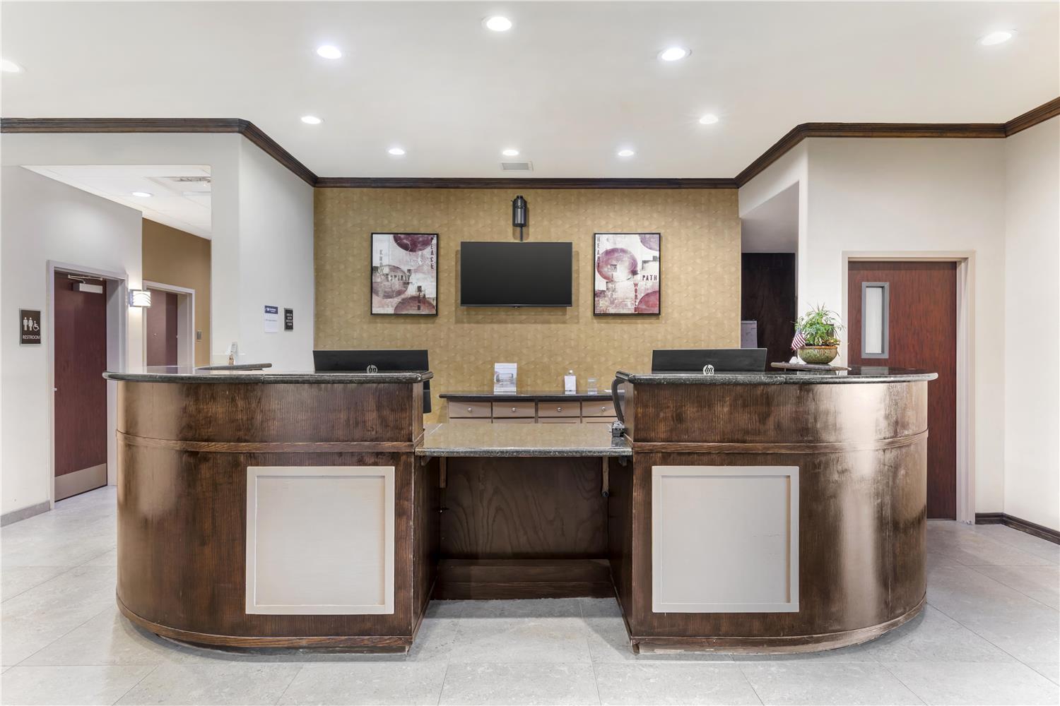 Best Western Red River Inn & Suites 10/35