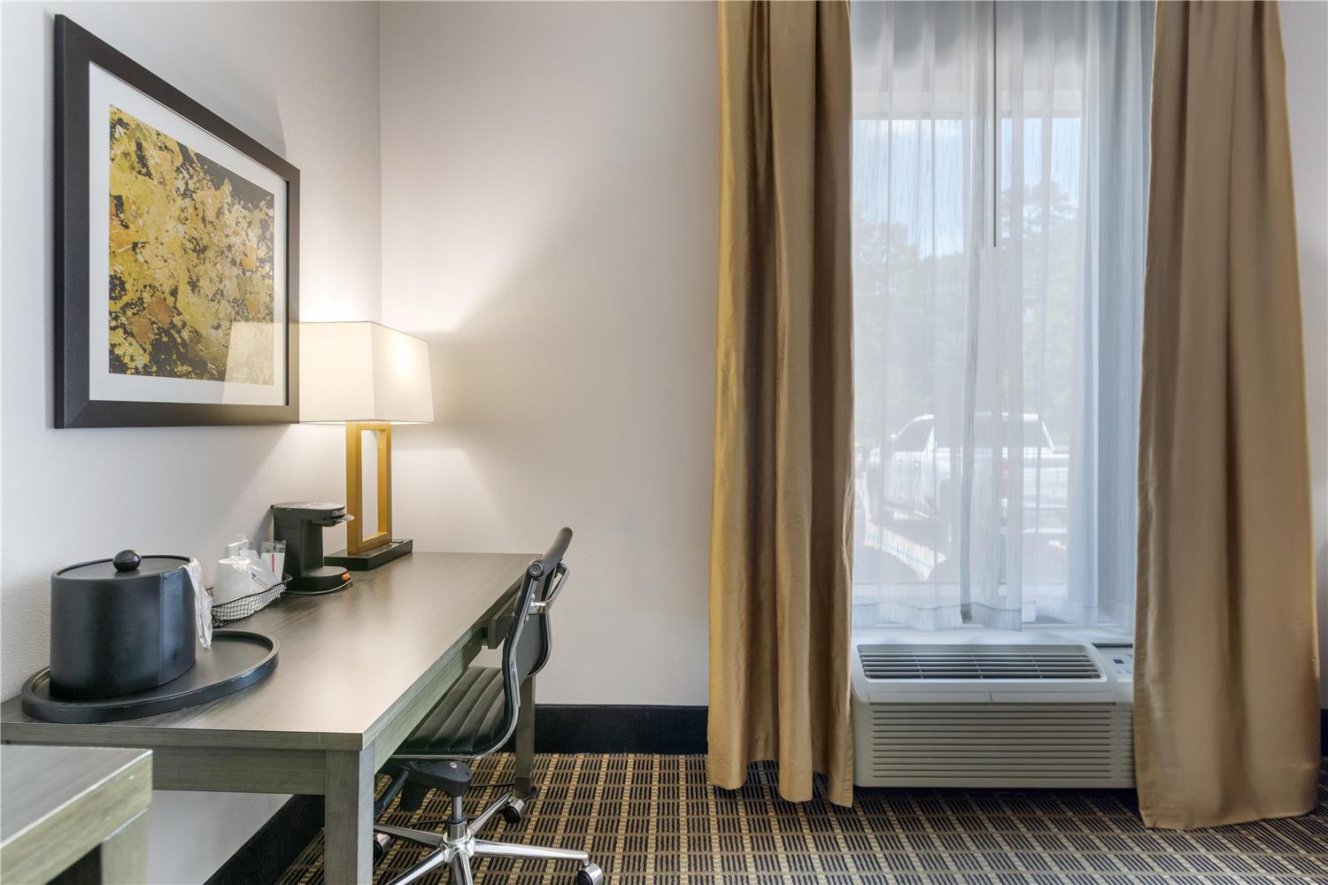 Best Western Plus Regency Park 34/43