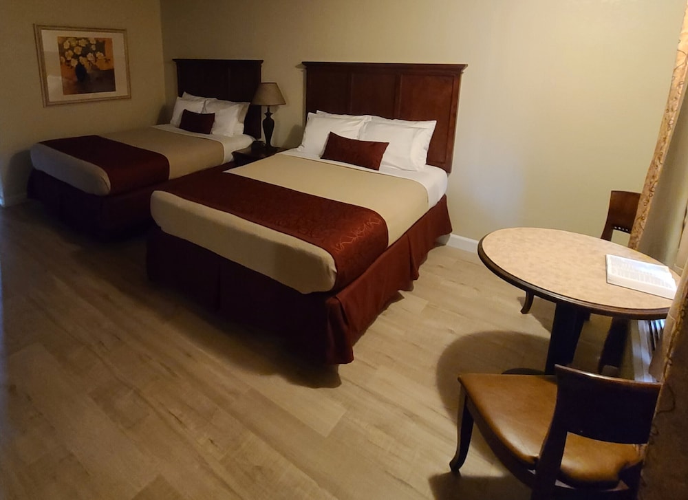 Homestead Motel 12/44