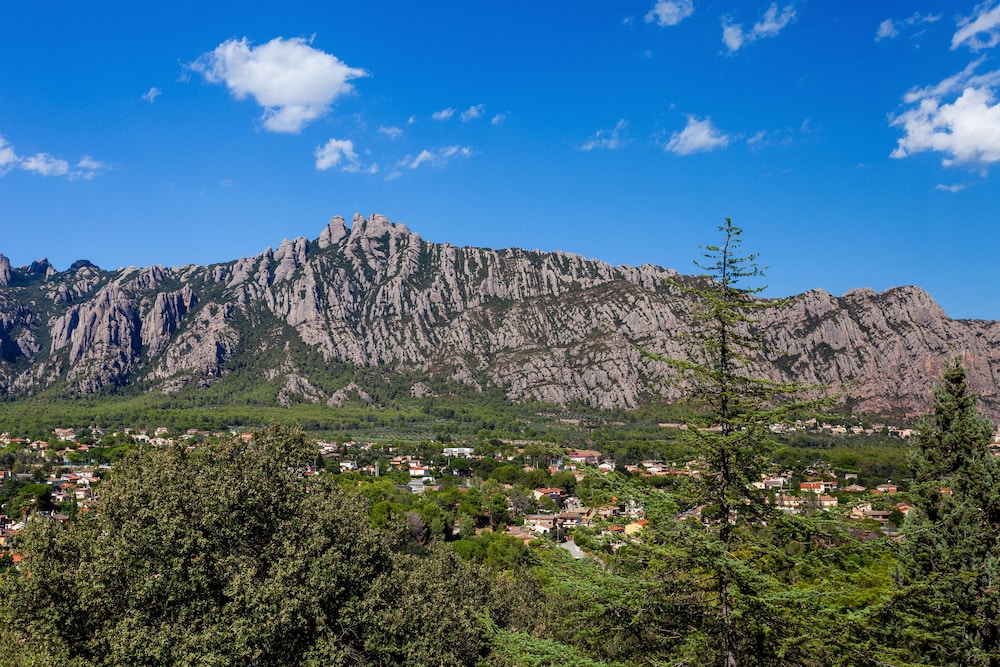 Checkin Montserrat 54/59