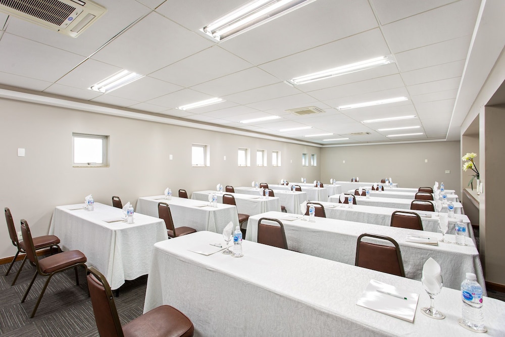 Bourbon Londrina Hotel 66/75