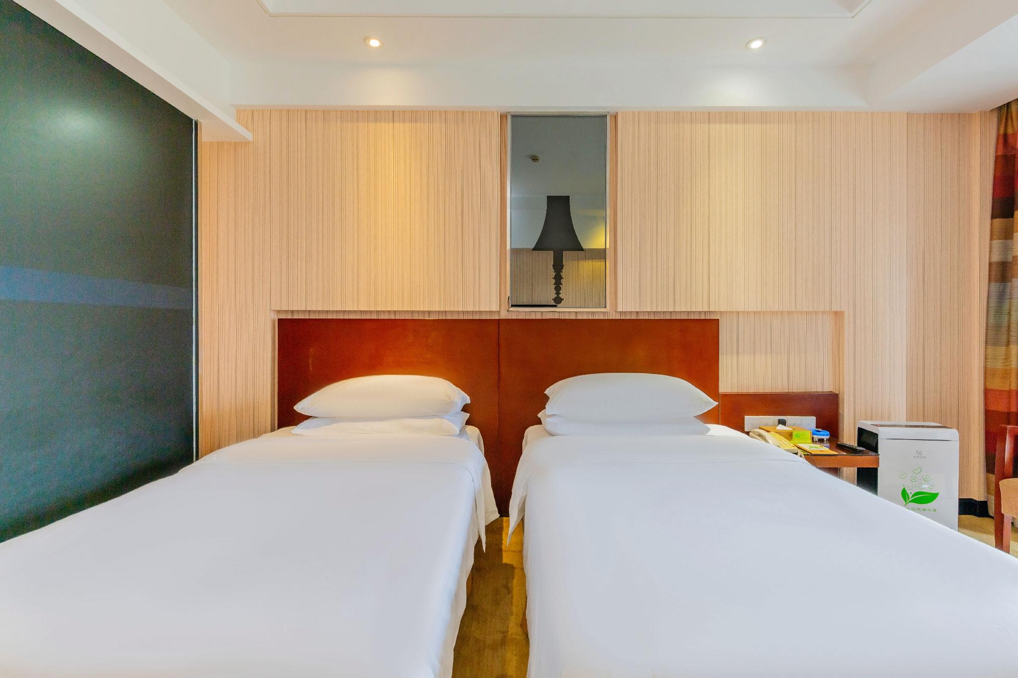 Vienna Hotel (Dongguan Houjie Avenue) 17/41