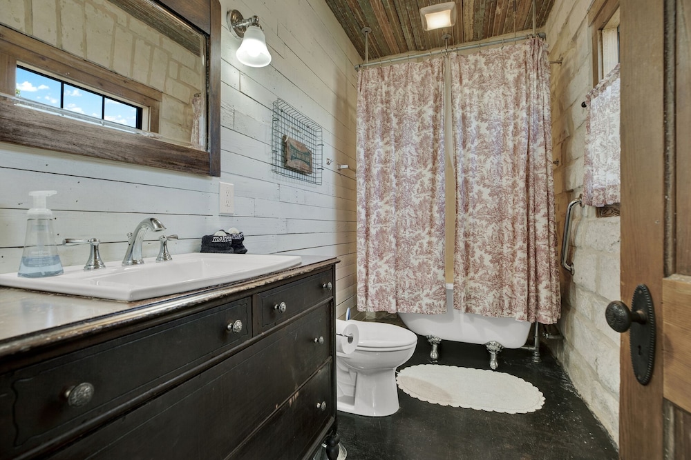 TimberRose B&B 46/50