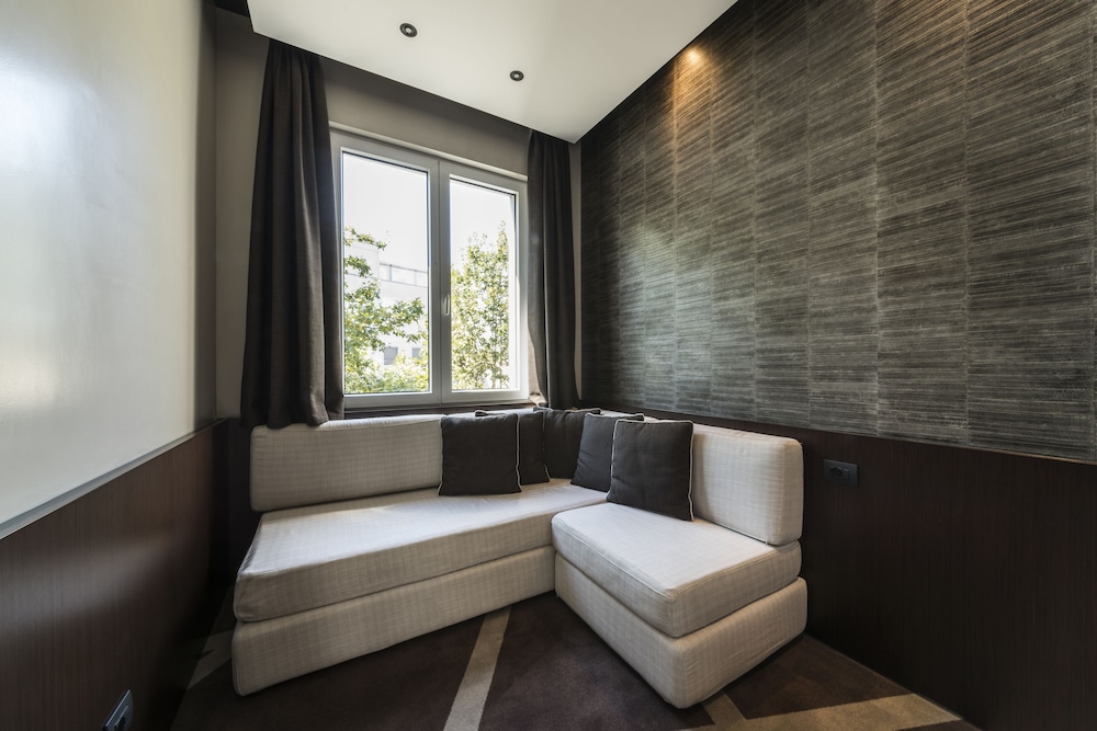Hotel Manin 48/59
