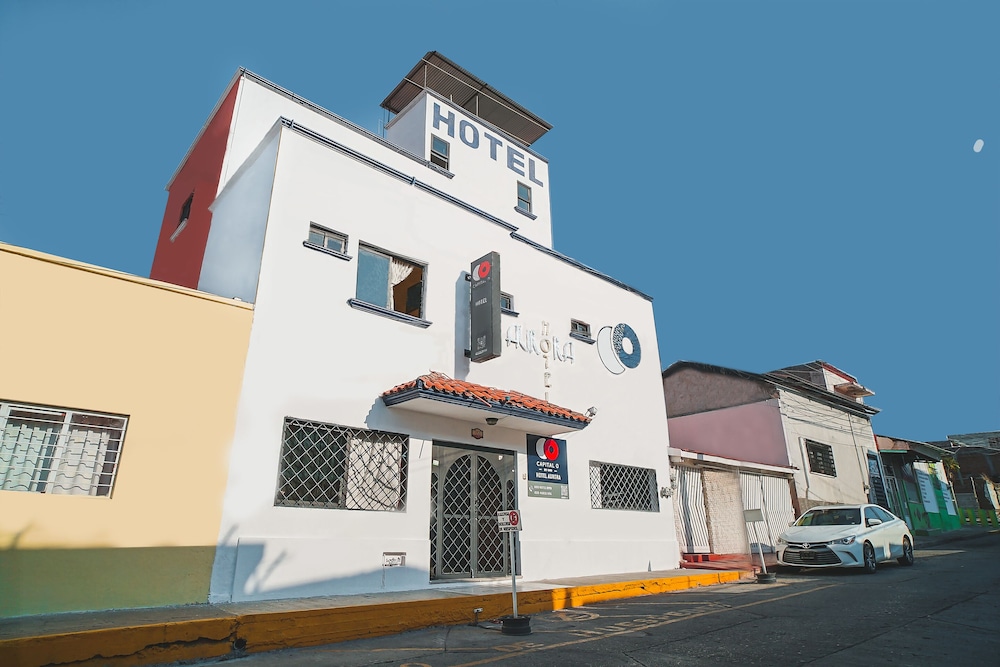 Capital O Hotel Aurora, Tuxtla Gutierrez 16/22