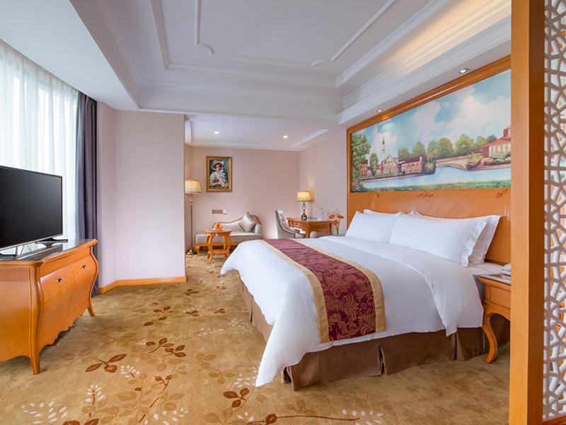 Venus Royal Hotel (Guilin Airport) 12/51