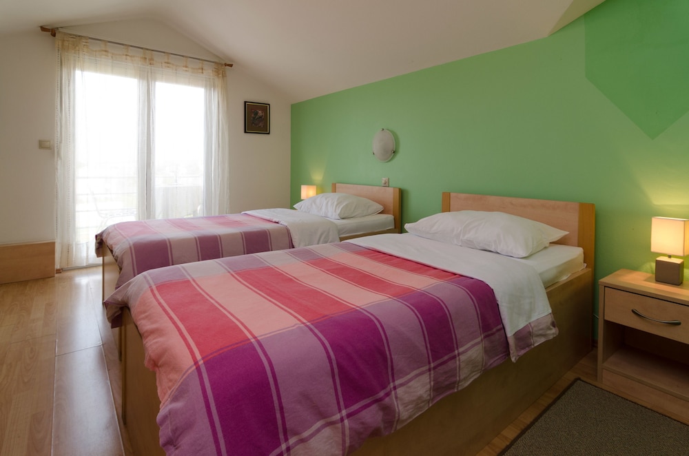 Villa Irena 9/50