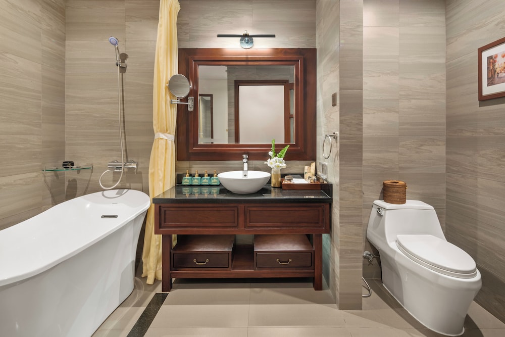 Silk Sense Hoi An River Resort 87/88