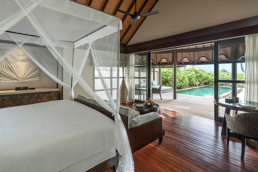 Four Seasons Resort Maldives at Kuda Huraa 12/58