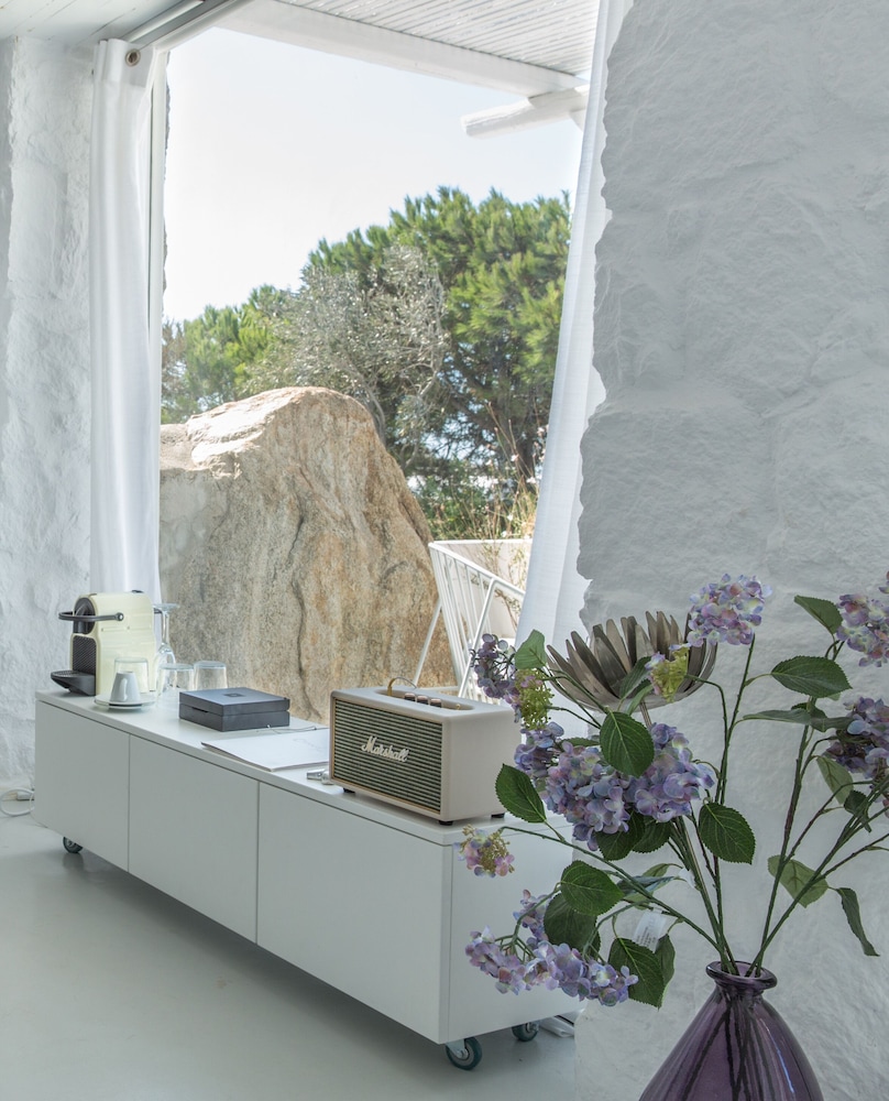 Ostraco Suites 13/75