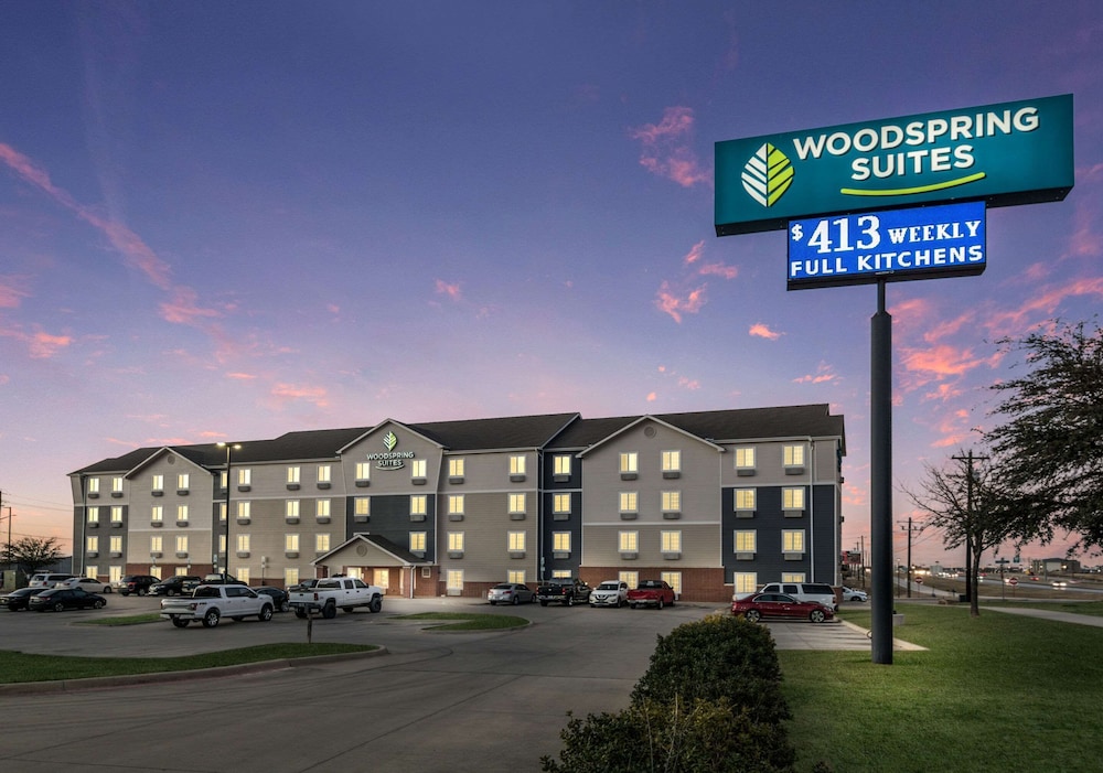 WoodSpring Suites Denton 3/35