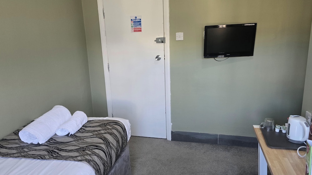 OYO Mayfair Hotel Isle of Wight 46/60