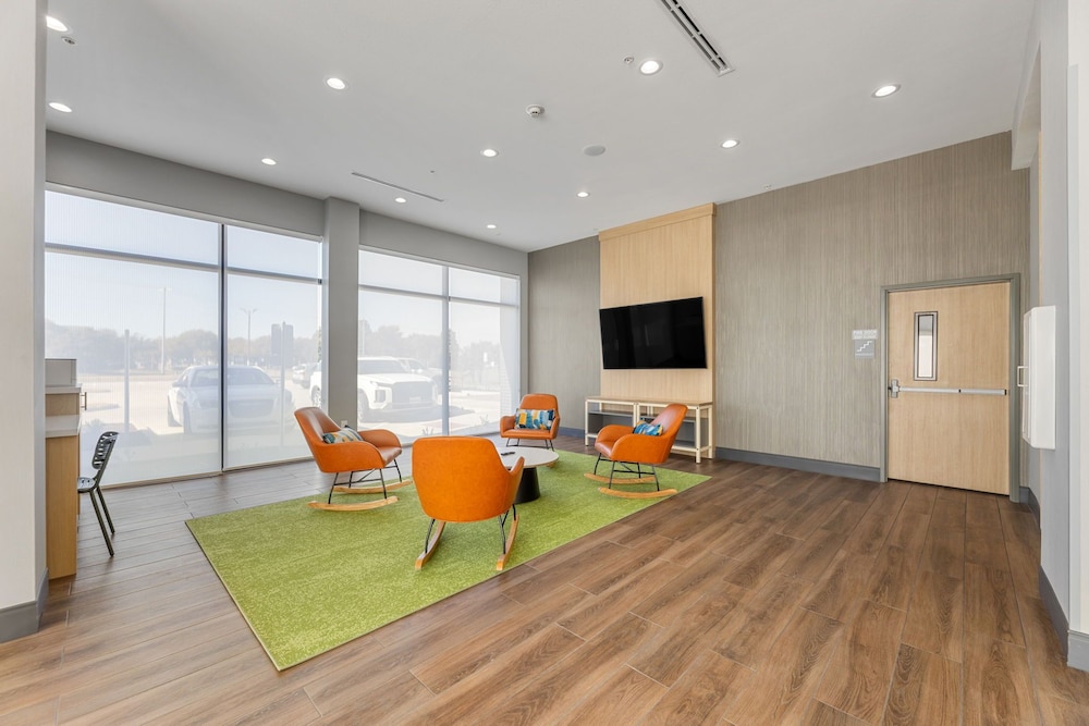 Spark by Hilton Garland Dallas East 37/42