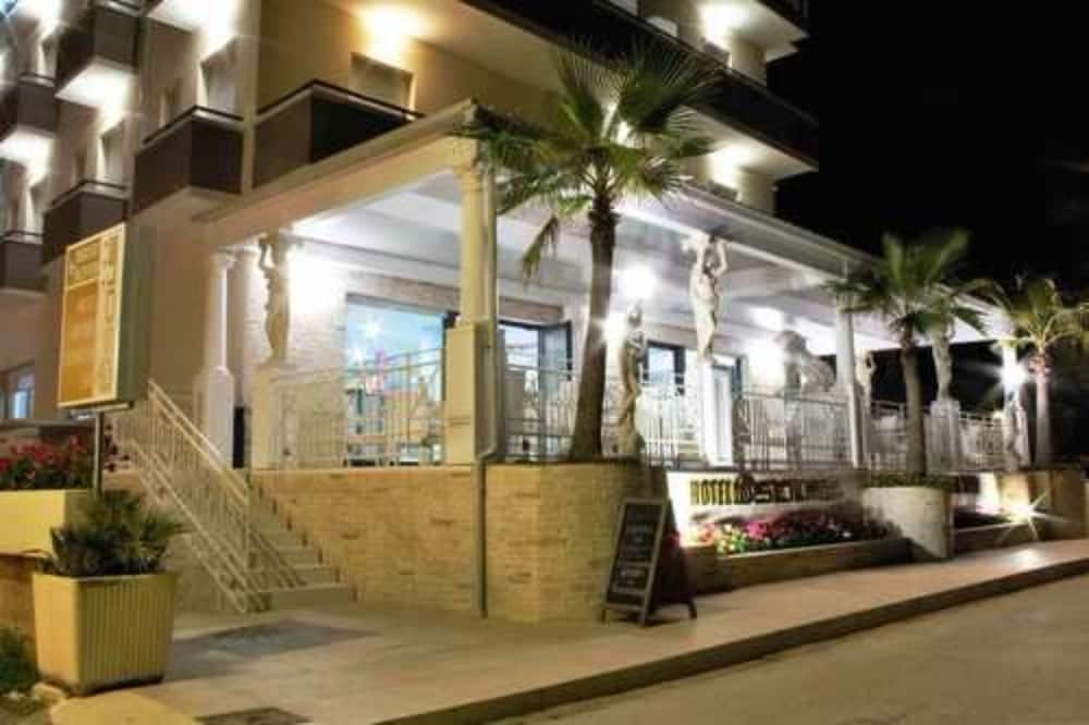 Hotel Sole Resort & Spa 28/32