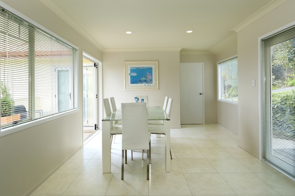 Seascape Villa Bed Breakfast 37/61