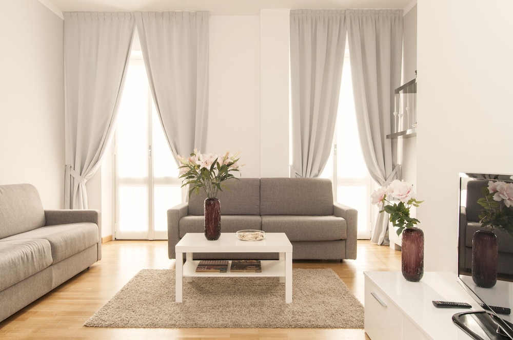 Milan Royal Suites Magenta Luxury Apartments 28/50