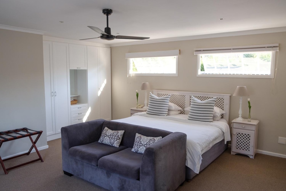 White Lodge Constantia Guest House 7/59