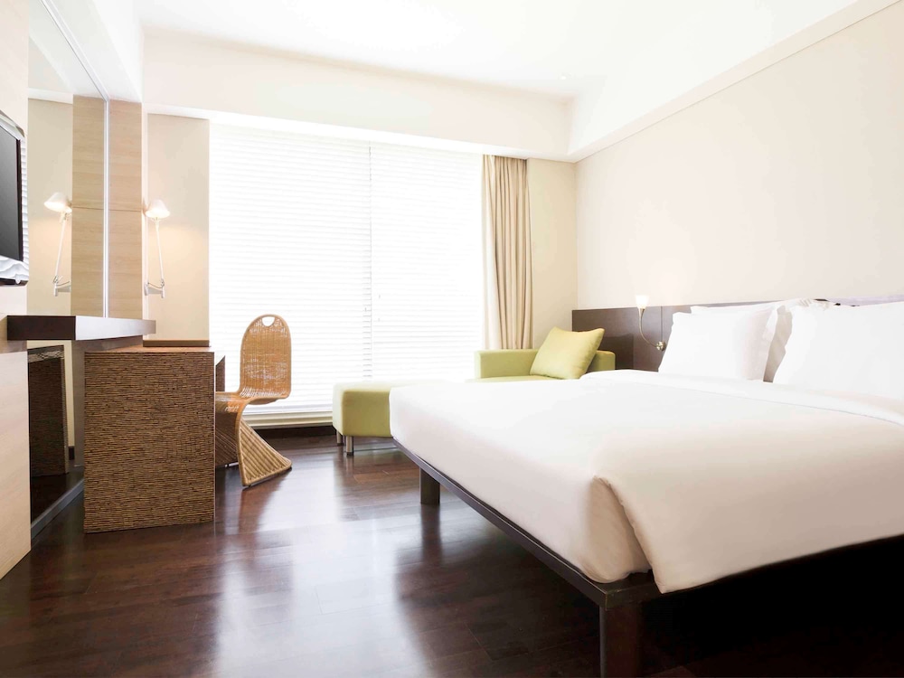 Courtyard by Marriott Manado 12/63