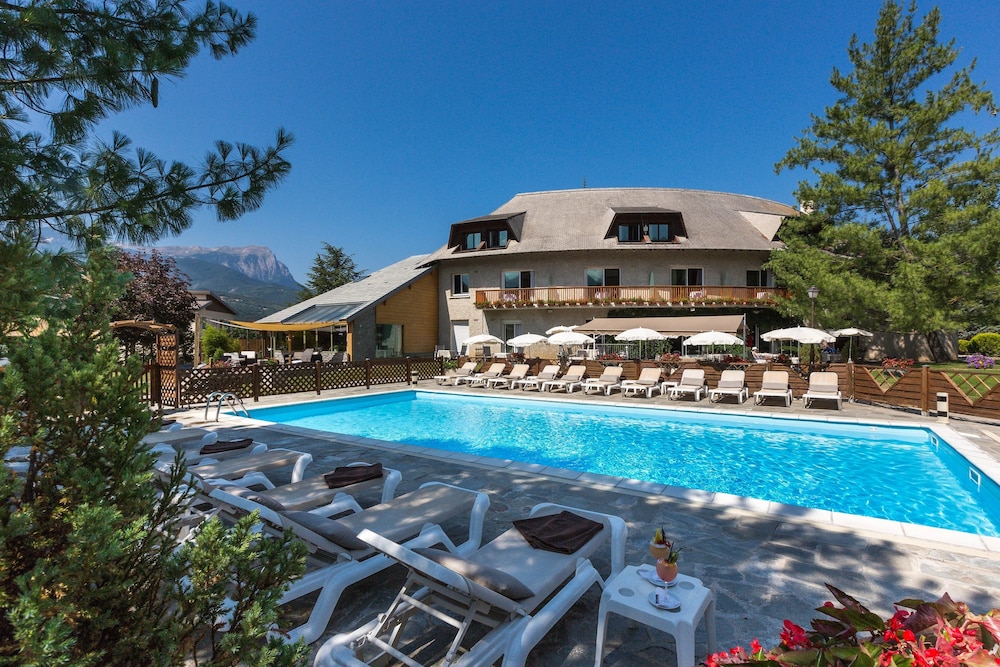 Les Bartavelles Hotel Restaurant 2/50