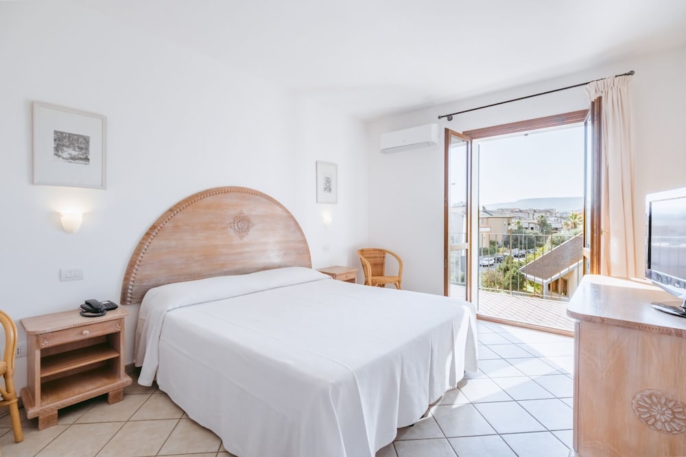 غرفة قياسية بسرير مزدوج، Hotel Angedras 3/9