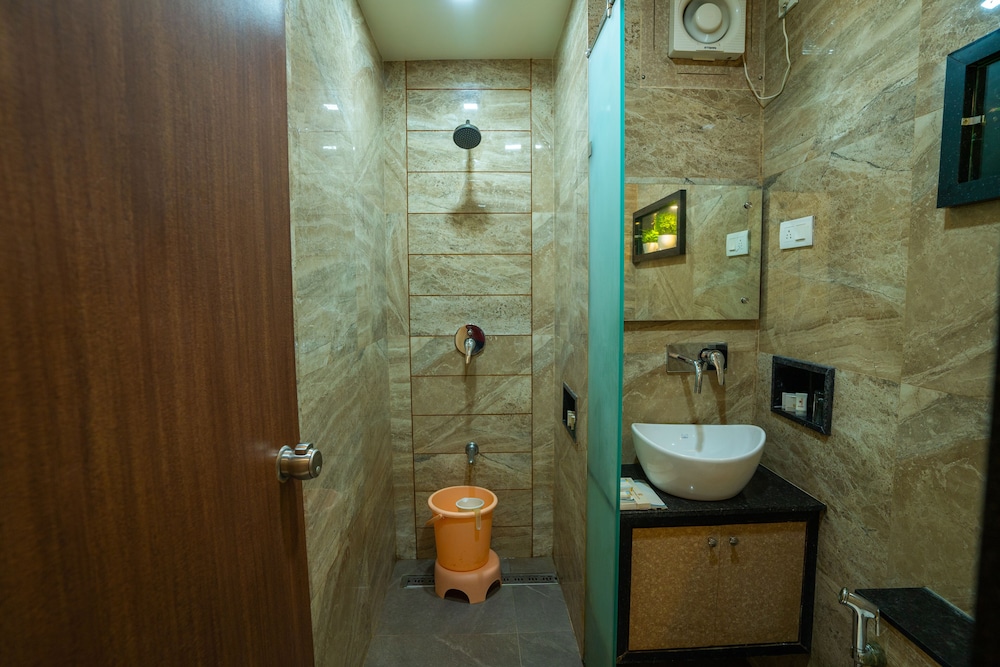 Regenta Inn The Dwarika 48/50
