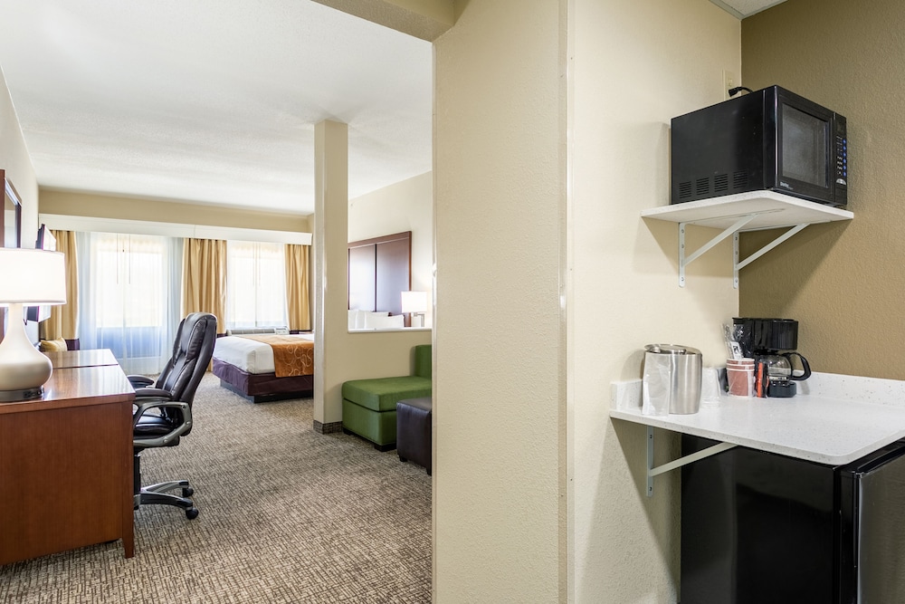Aspire Hotel and Suites 47/62