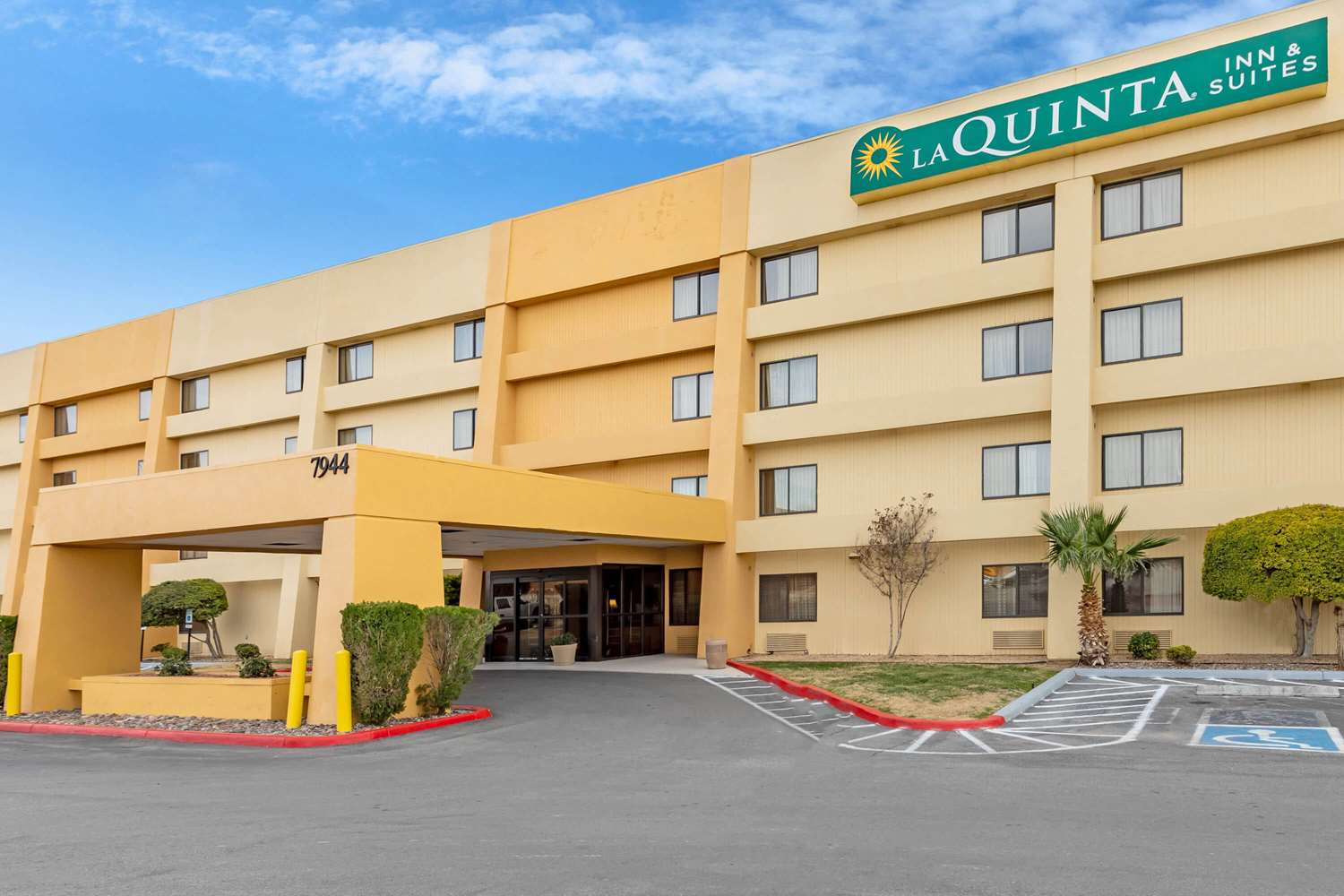 La Quinta Inn & Suites by Wyndham El Paso East 32/37