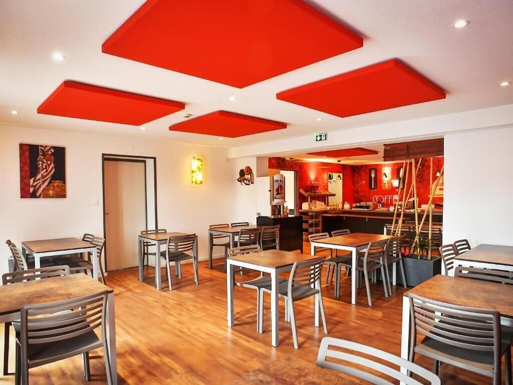 Brit Hotel Confort Saint-Lo 32/50