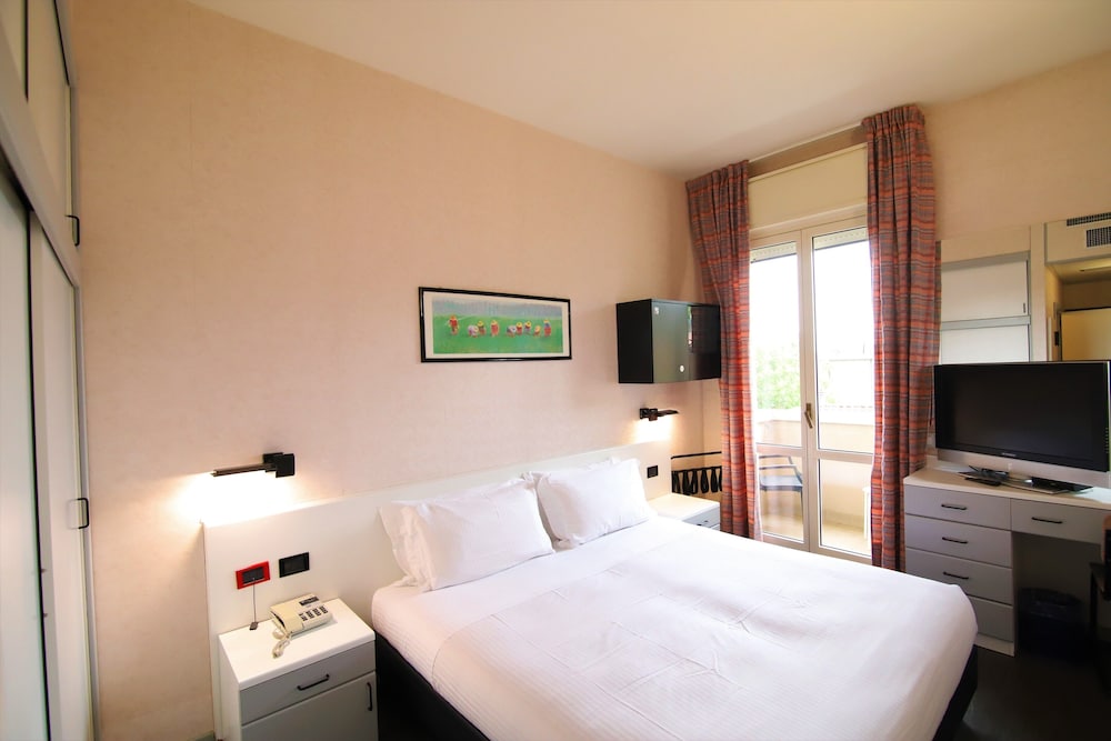 Minotel Falco d'Oro 29/50