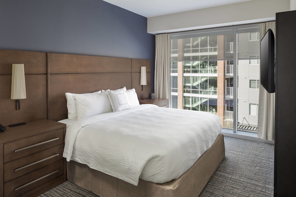 Residence Inn By Marriott Downtown Greenville 22/60