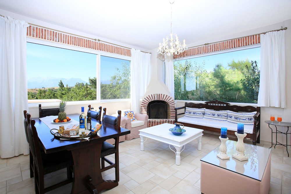 Villa Dafni 28/46
