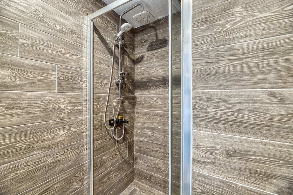 Gris & Verde Suite Hotel 30/50