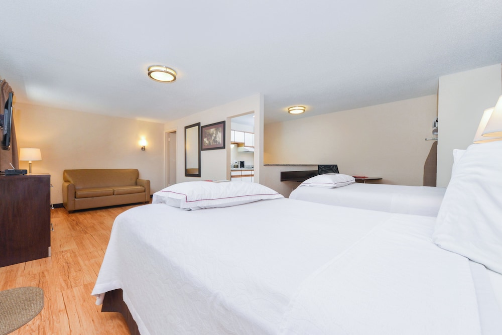 Premium, 2 Double Beds, Kitchenette