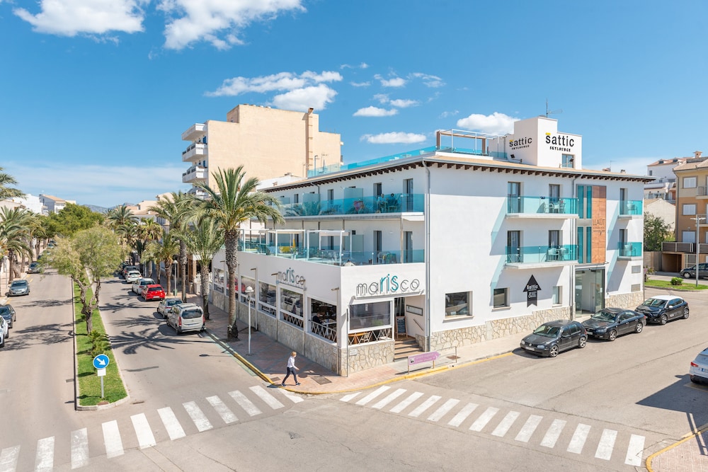 Llaut Boutique Hotel 38/50