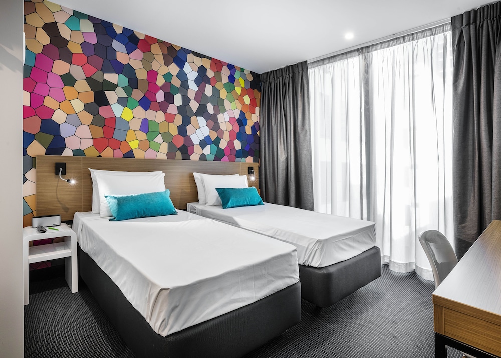 STANDARD, TWIN BEDS