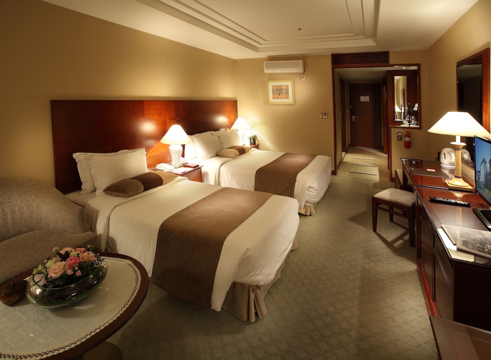 Koreana Hotel 19/64