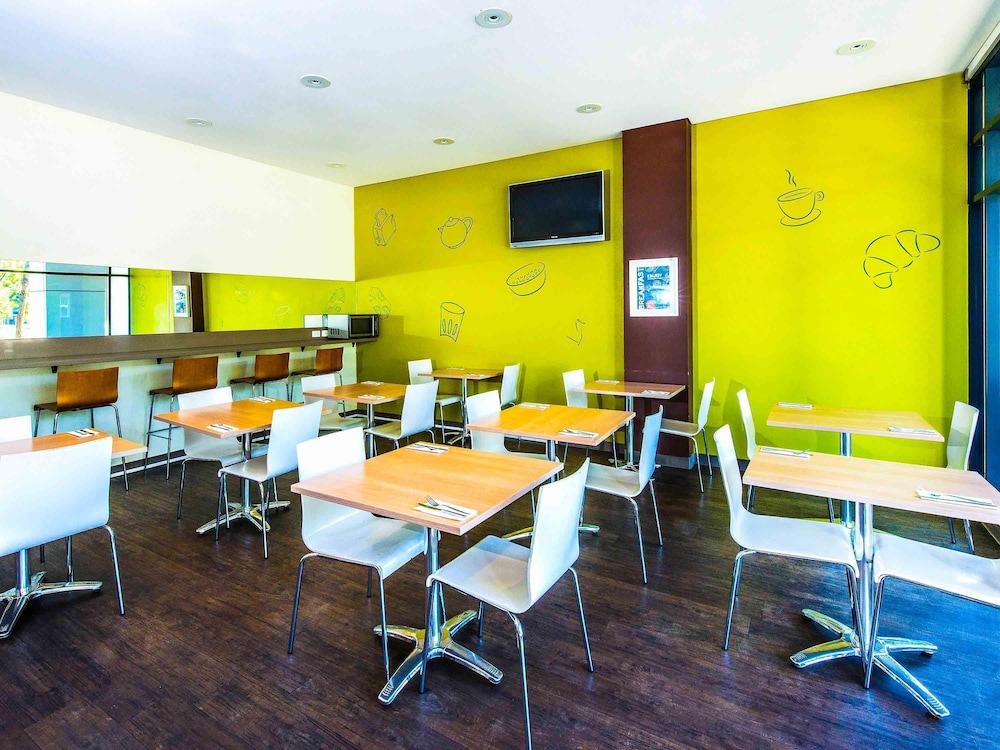 Ibis Budget Sydney Olympic Park 62/70