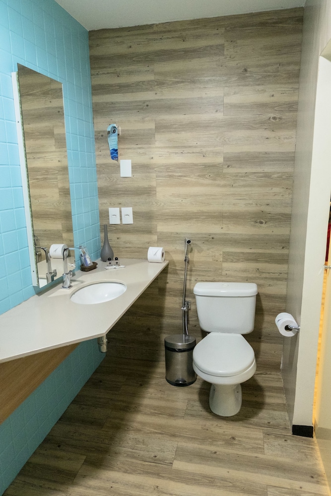 Executive Arrey Hotel 48/50