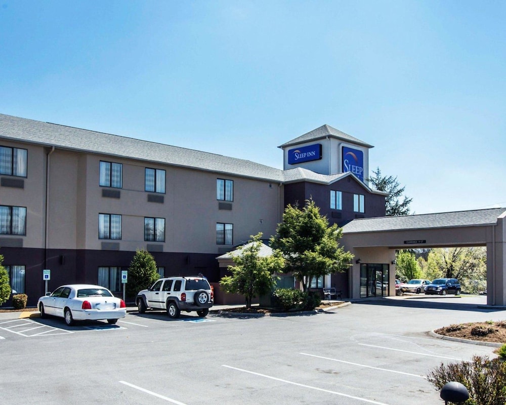 Clarion Pointe Sevierville-Pigeon Forge 7/43