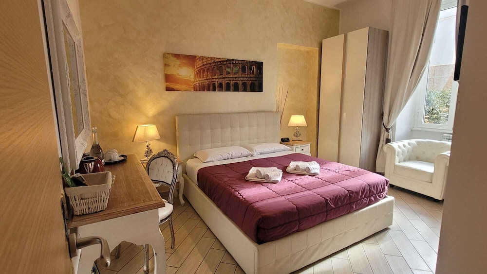 COMFORT, QUEEN BED