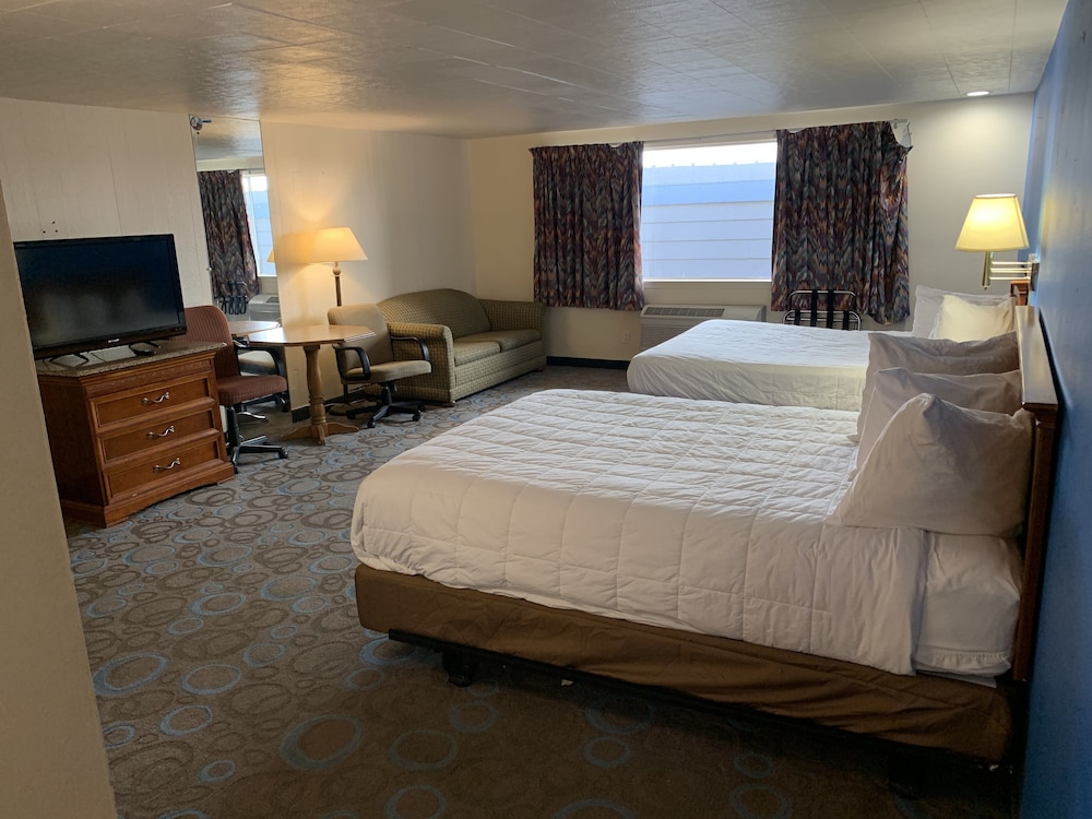 Ventura Grand Inn 26/39