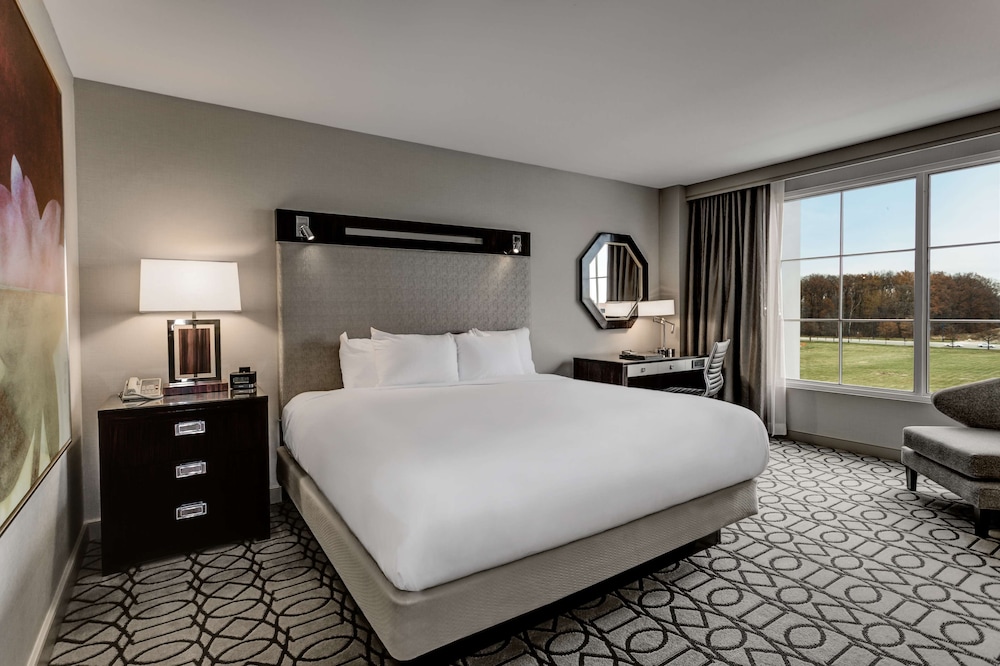 Hilton Columbus At Easton 11/44