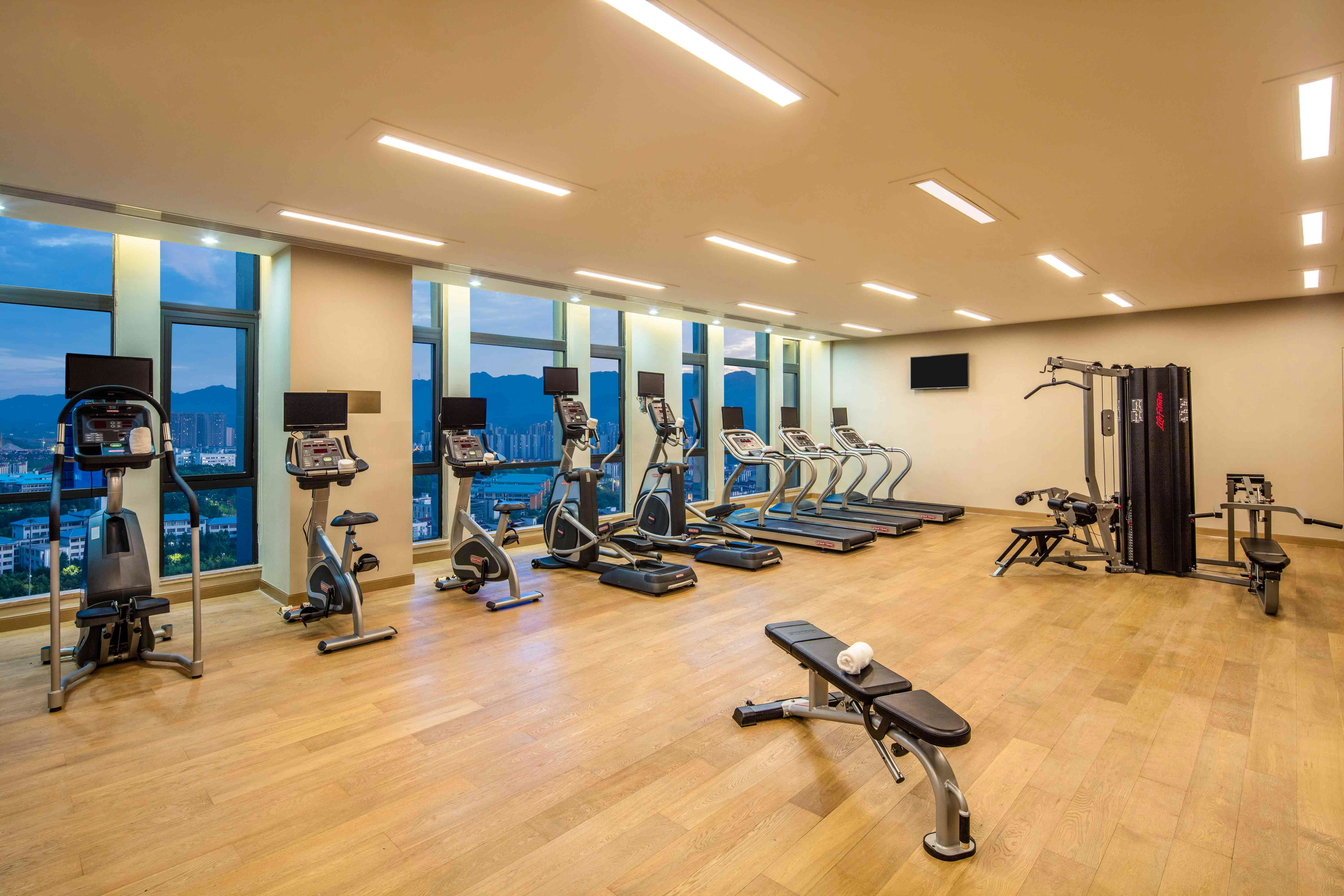 Holiday Inn Chongqing University Town 26/50